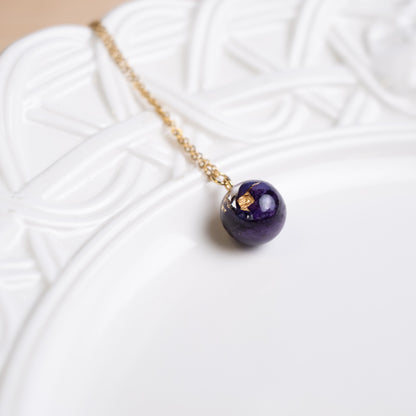 Collana a Sfera con Ciclamino e Foglia d'Oro